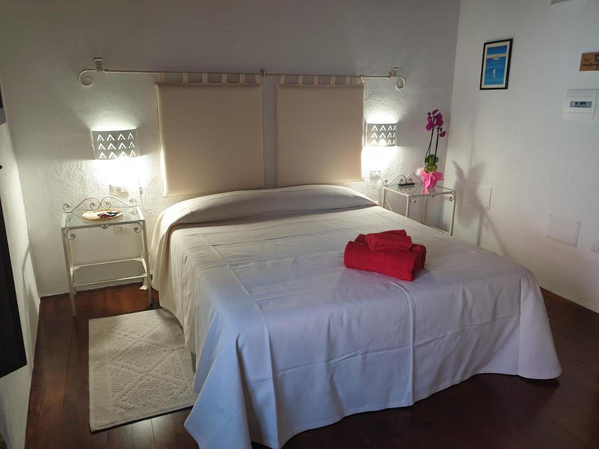 The Templars Guesthouse Santu Lussurgiu Bagian luar foto