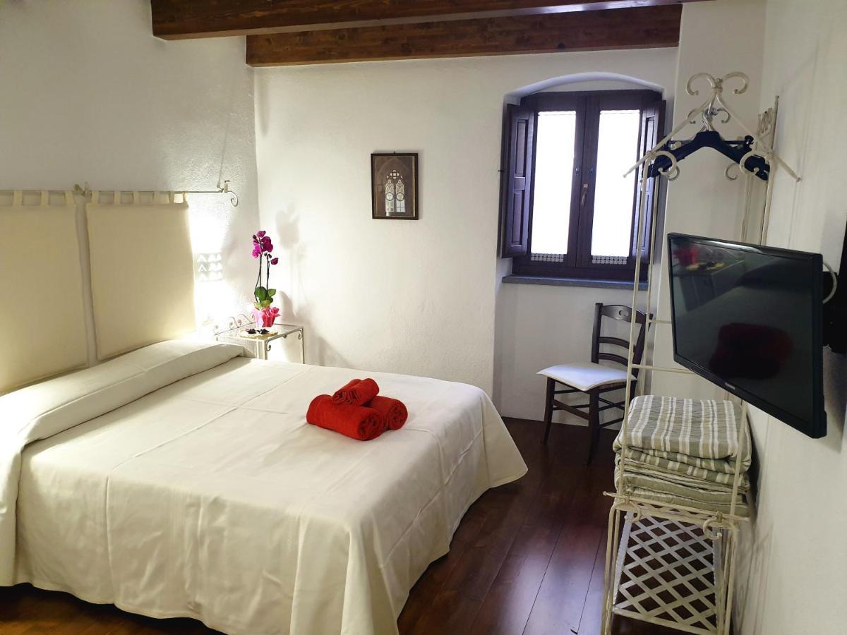 The Templars Guesthouse Santu Lussurgiu Bagian luar foto