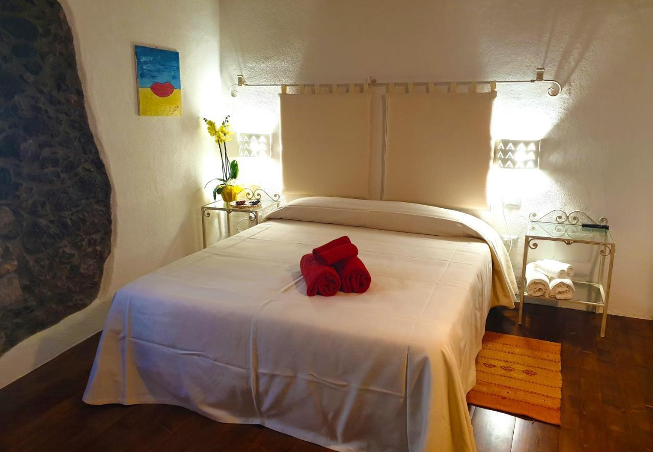The Templars Guesthouse Santu Lussurgiu Bagian luar foto