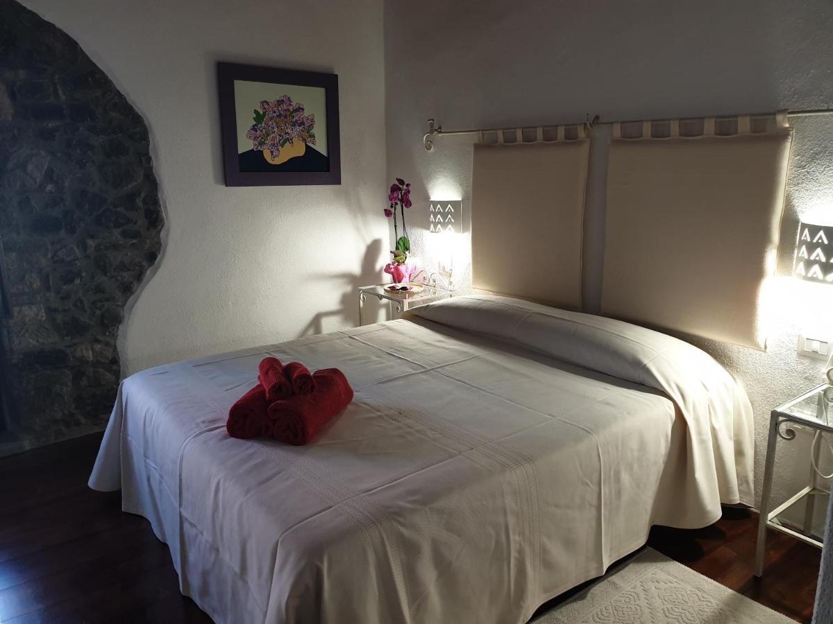 The Templars Guesthouse Santu Lussurgiu Bagian luar foto