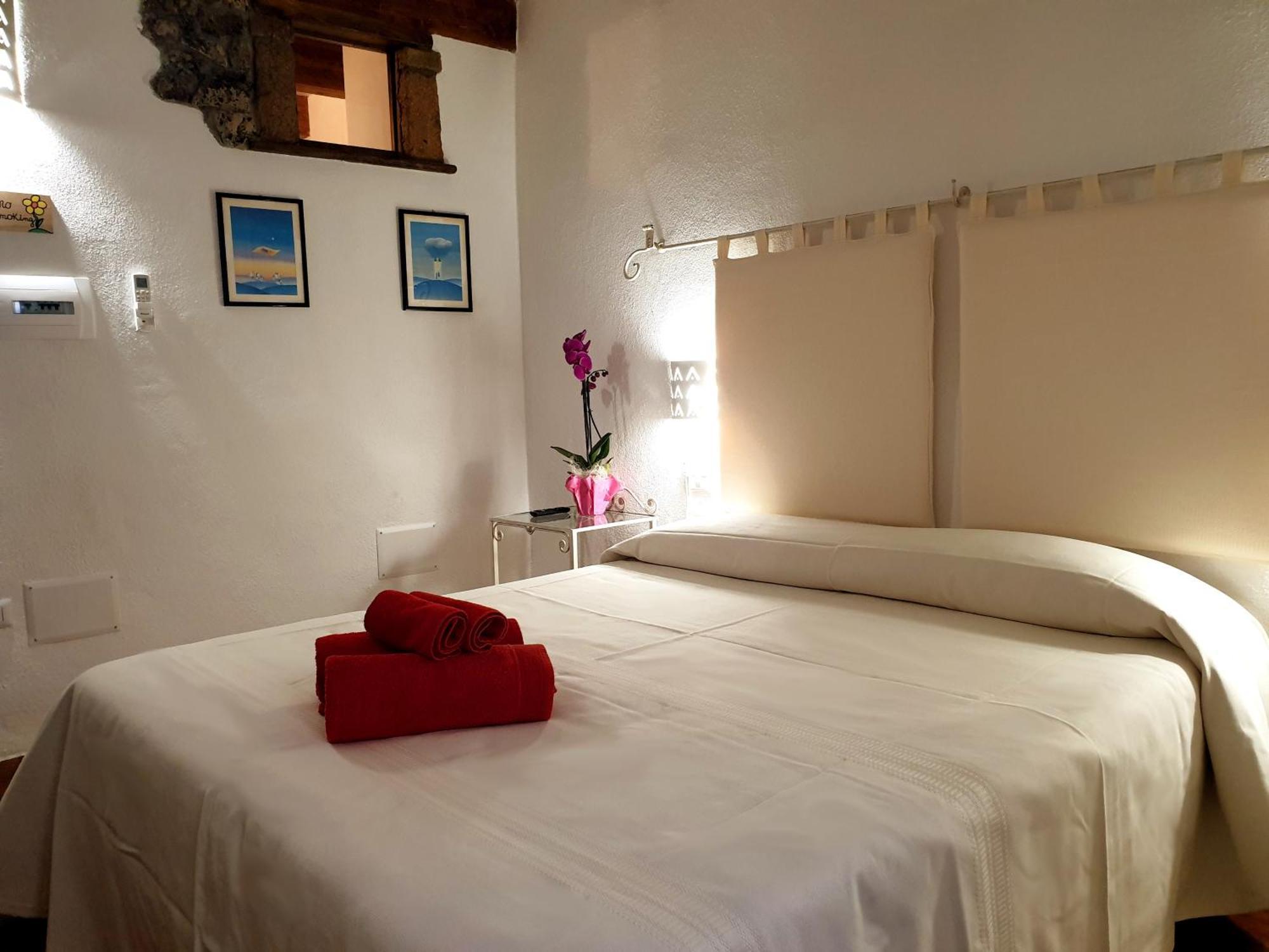 The Templars Guesthouse Santu Lussurgiu Ruang foto