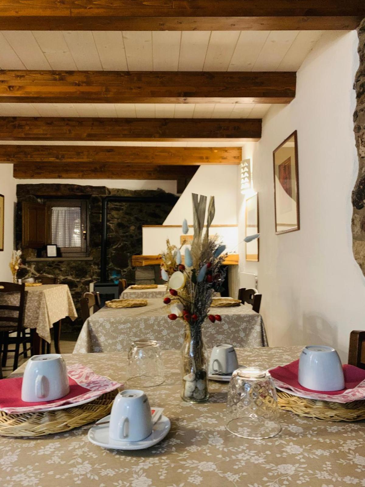 The Templars Guesthouse Santu Lussurgiu Bagian luar foto