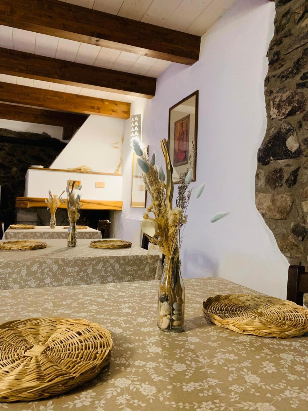 The Templars Guesthouse Santu Lussurgiu Bagian luar foto